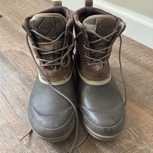 Muck boot Brown Lace-Up Waterproof Duck Boots